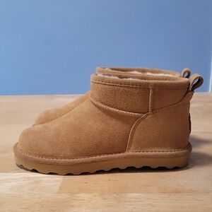 Bearpaw Shorty Tan Suede Ankle Boots